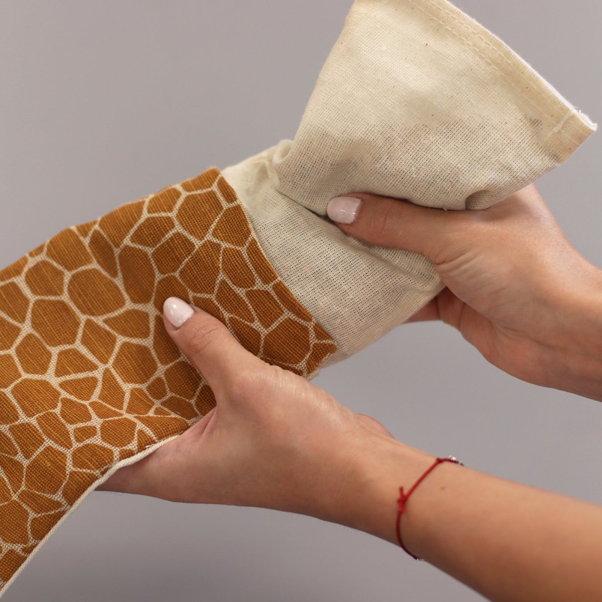 Lavender Eye Pillow – Madagascar Giraffe - tebaspa